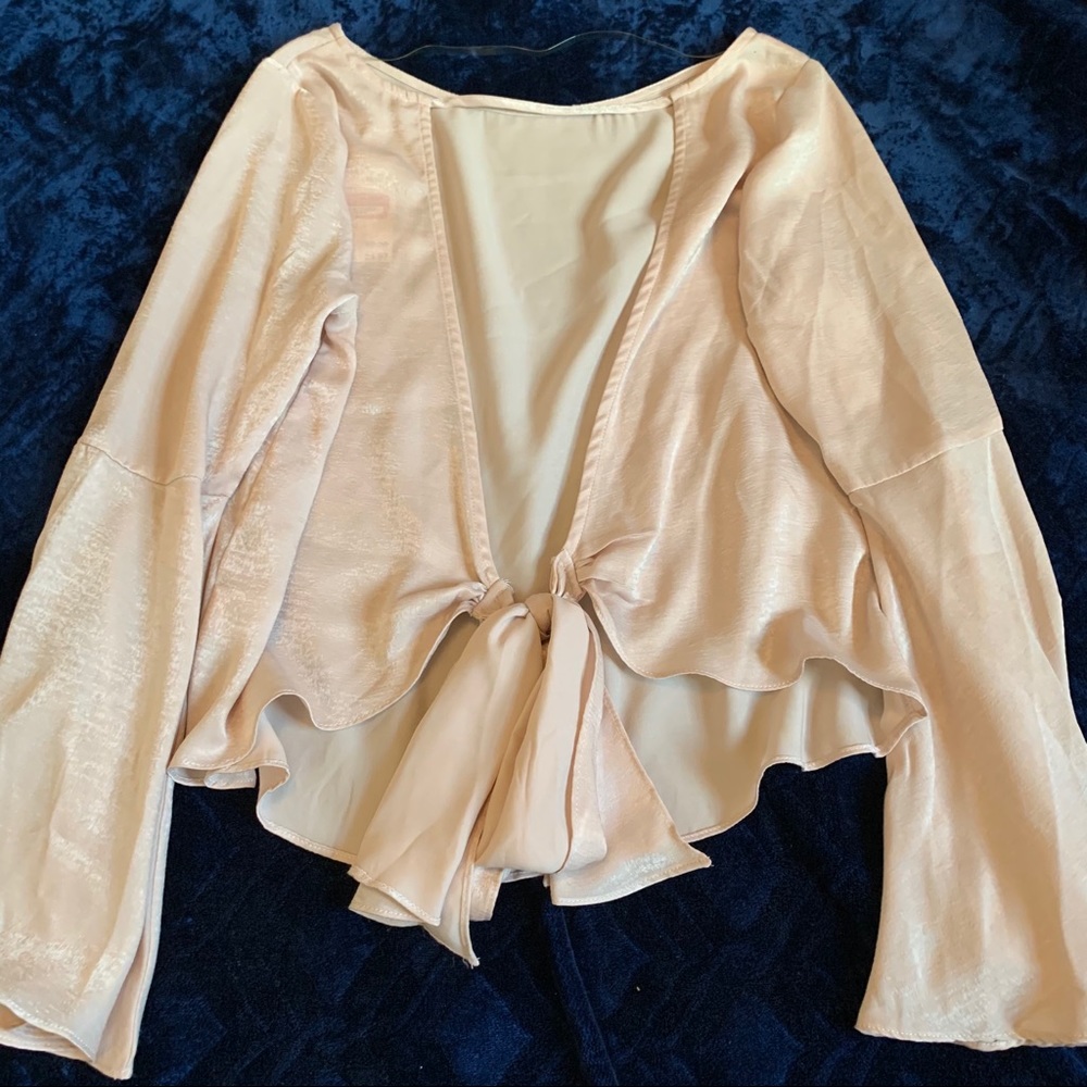 Pink long sleeve flared sleeves cute top